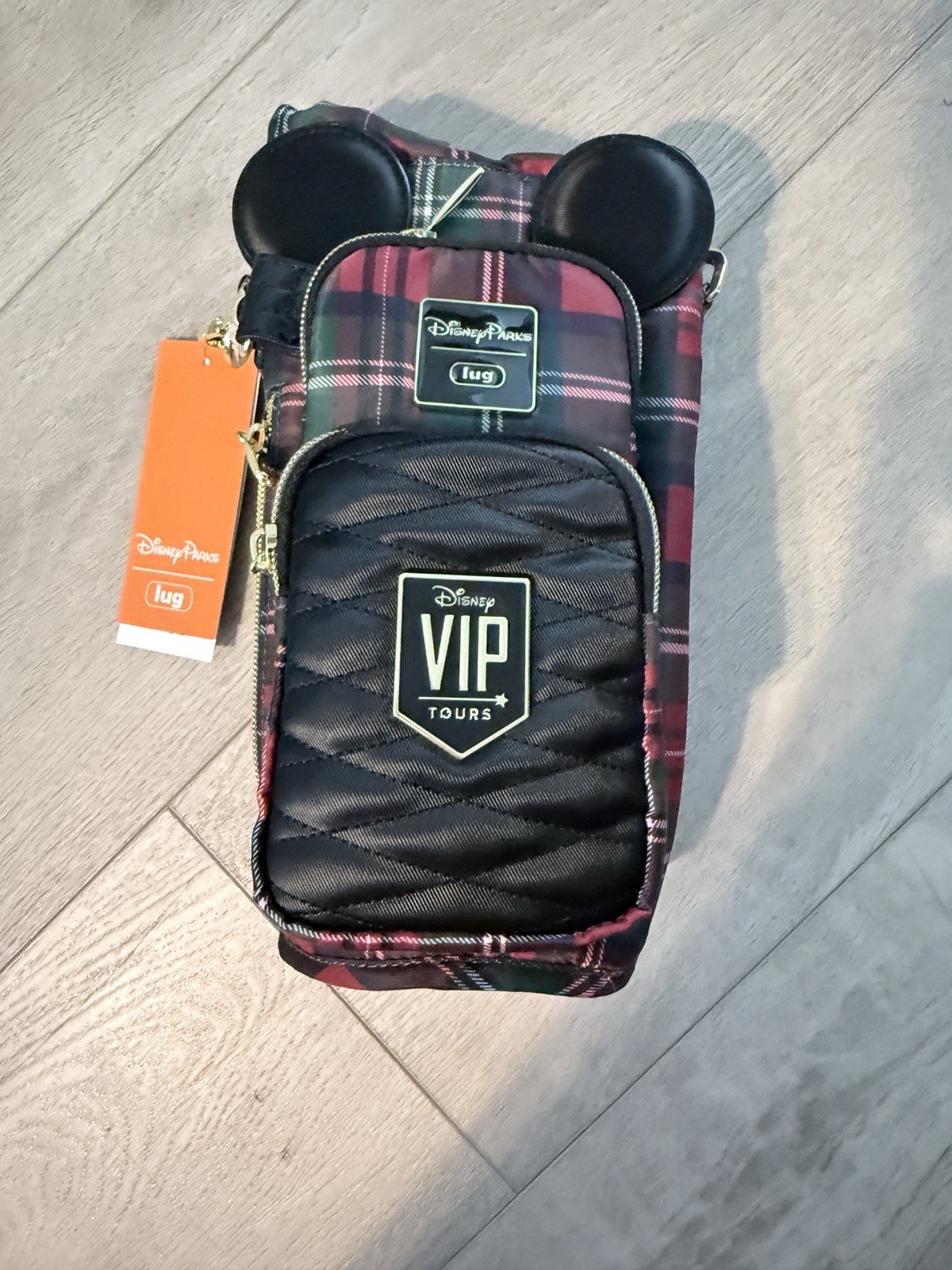 NWT 2025 Walt Disney World Exclusive VIP Tour LUG HUGGIE Crossbody Bag