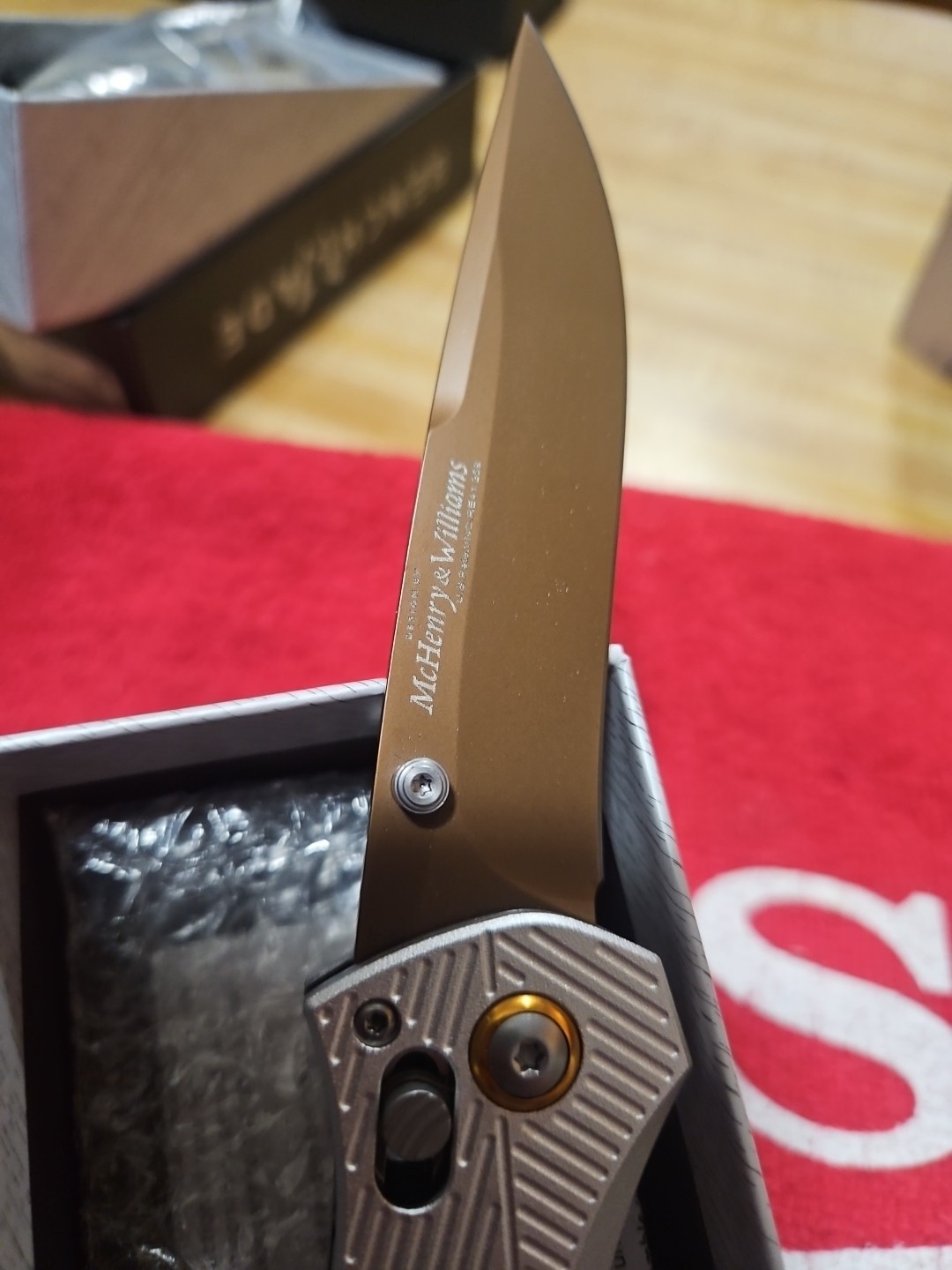 EDC AXIS KNIFE * 710 SILVER SEVEN TEN* READ DESCRIPTION