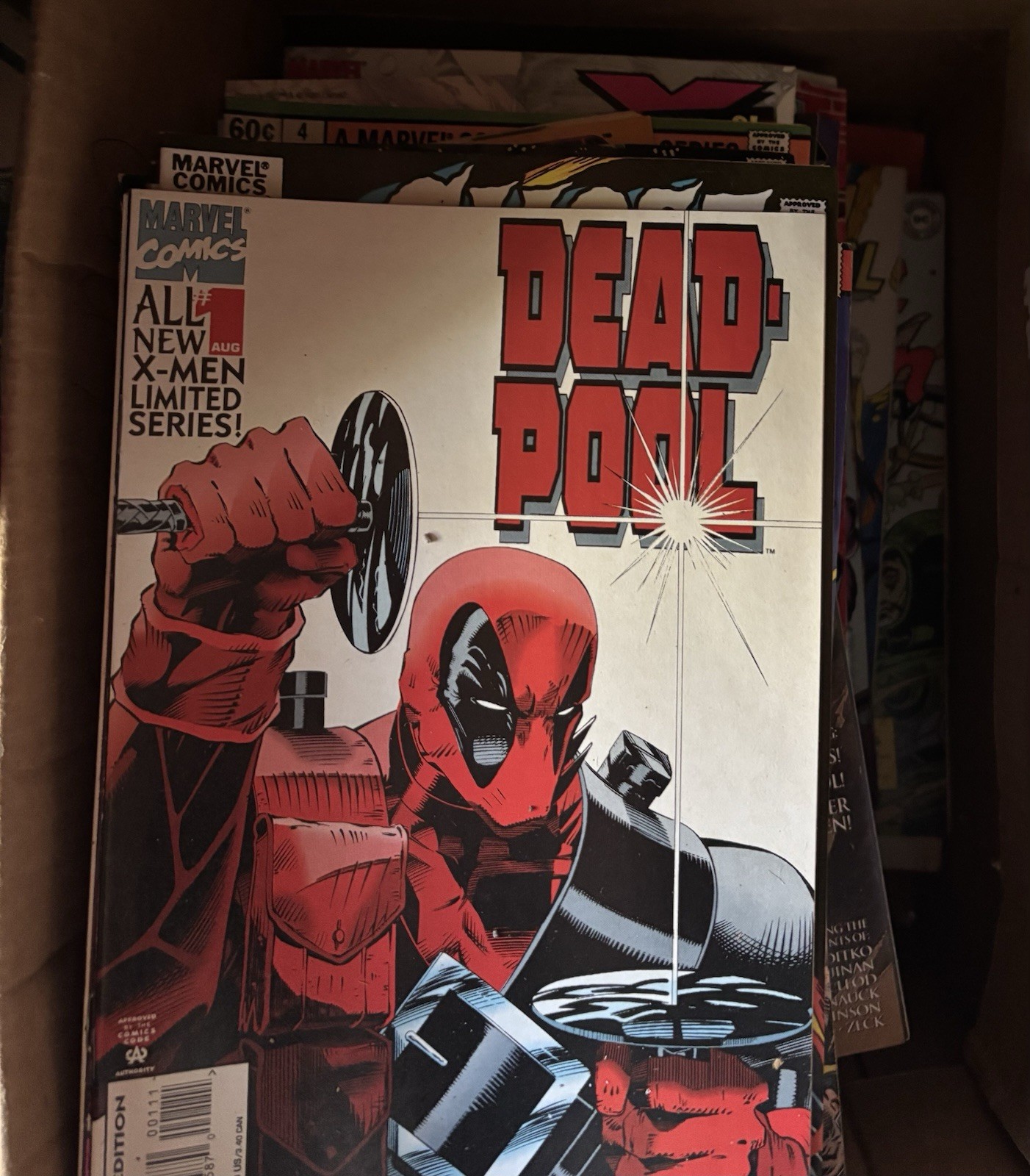 100 Bulk Assorted Comics Lot Dc/ Marvel/ indies Comic Books