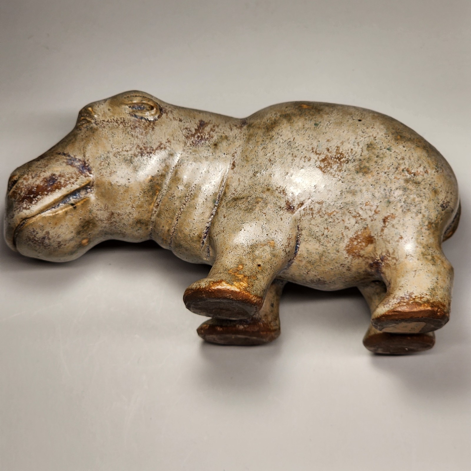VTG solid hand carved stone hippo figurine statue – Made In Spain – 6″ x 3″