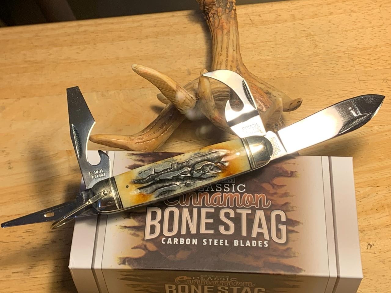 Rough Ryder Kamp King Cinnamon Carbon Steel 4 1/4″ Pocket Knife RR2424