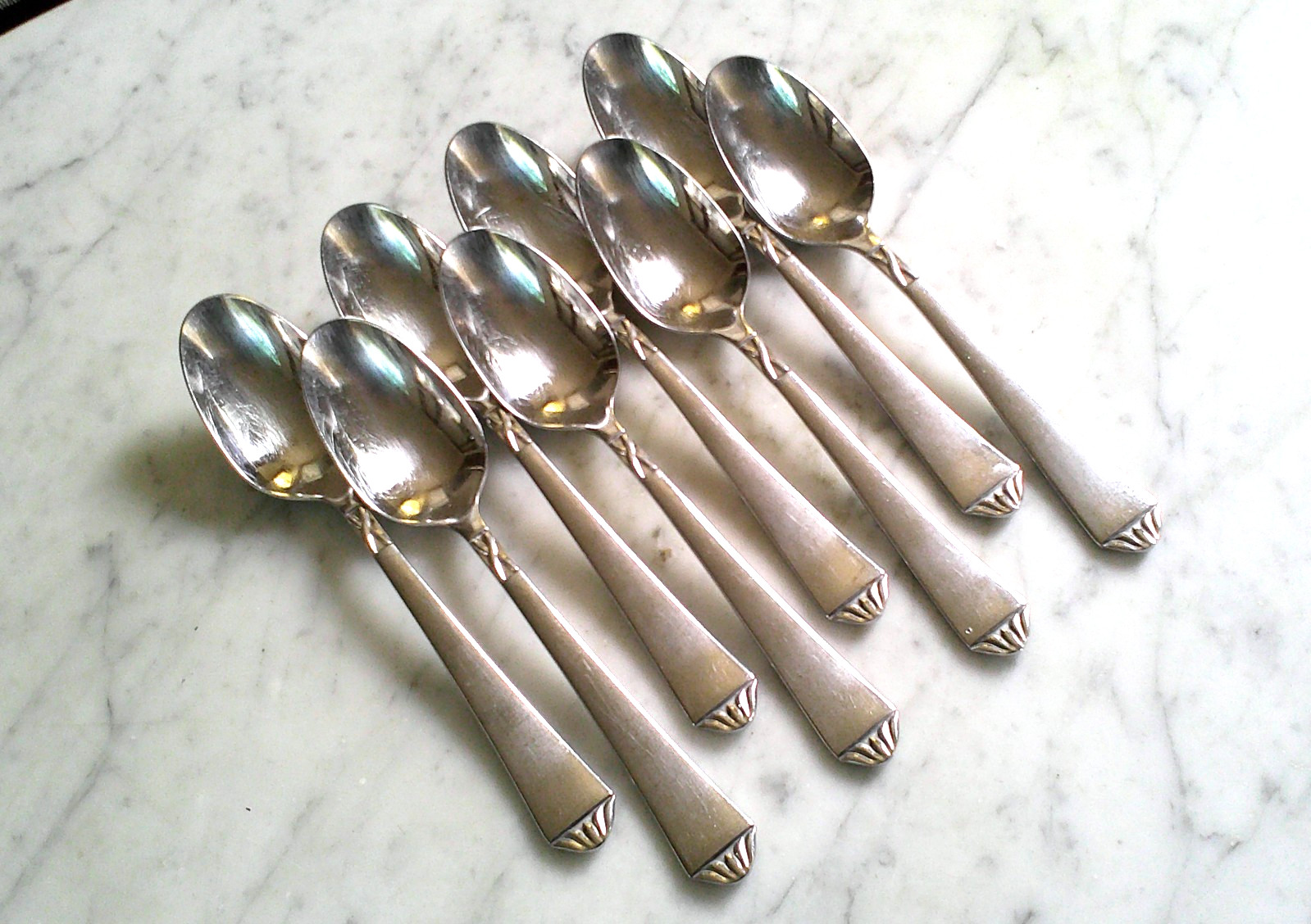 8 Lenox 18/8 British Colonial Glossy Stainless 7 1/8 inch Table Soup Spoons