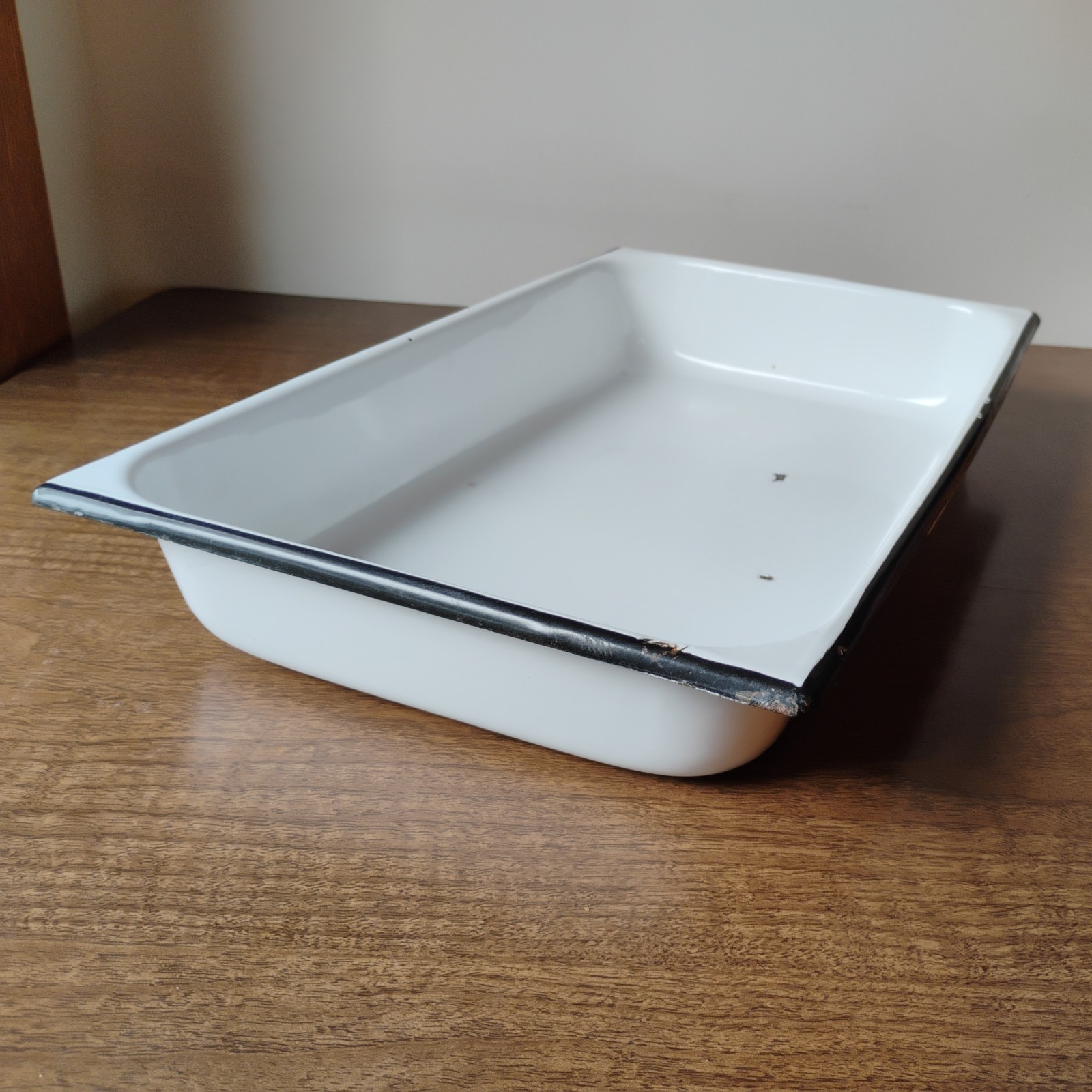 VTG White & Black Enamelware Rectangular Pan Tray Lasagna Fridge 16.5″ x 10″