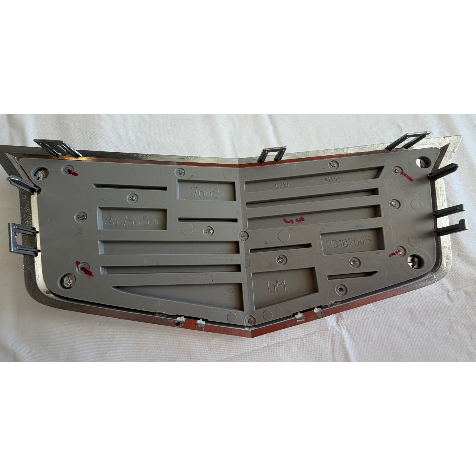 Cadillac Front Grille Emblem Crest Logo GM 23182045 84754506 Chrome Multi-Color