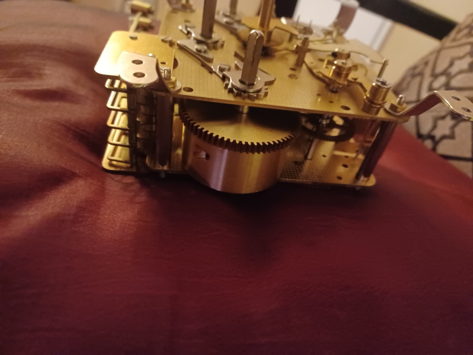 Hermle Clock Westminster Chime Movement 341-020A WORKS – NICE -Parts/Repairs