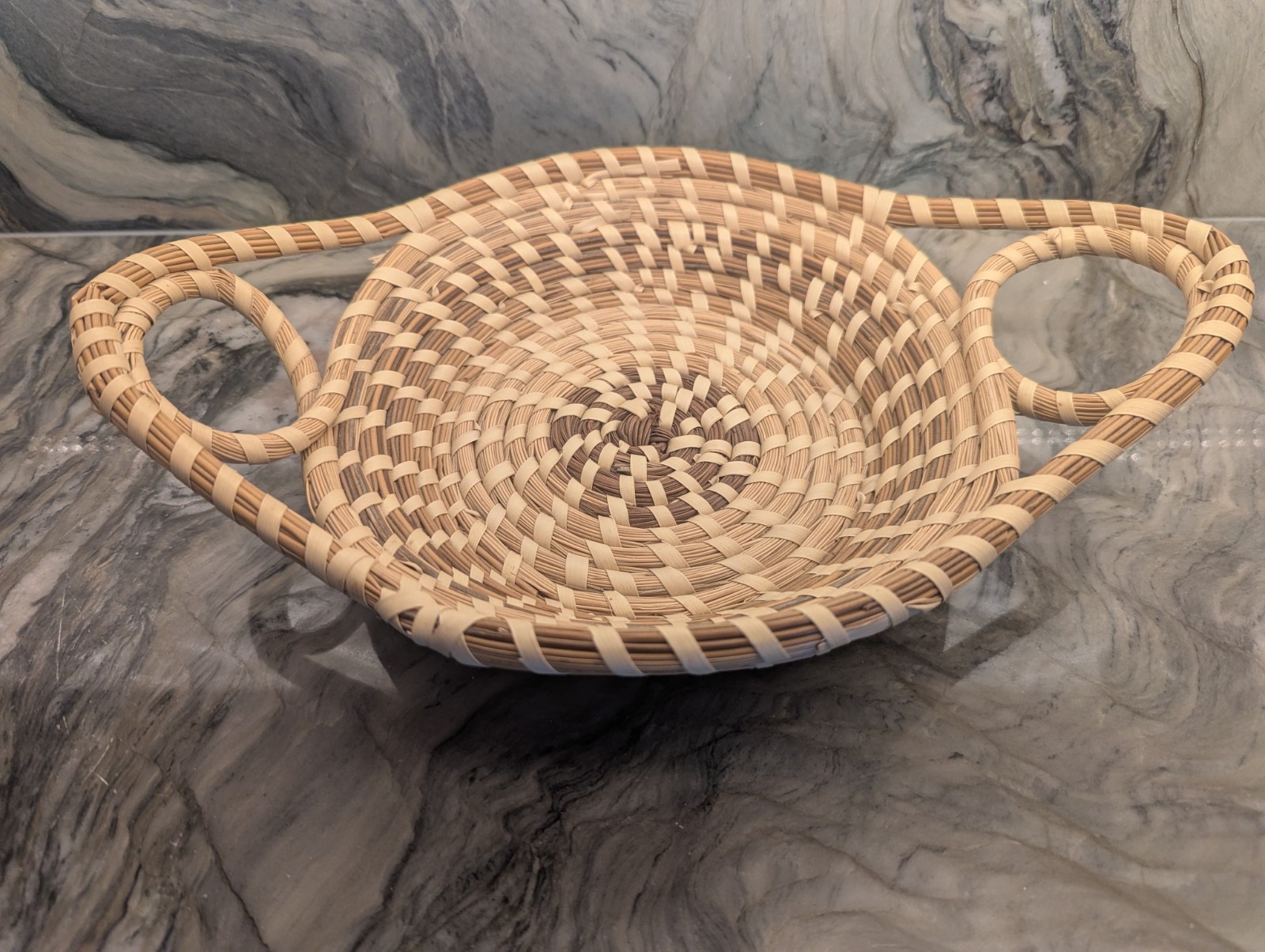 Authentic Charleston Sweetgrass Basket Handwoven Double Handle Bread Fruit Bowl