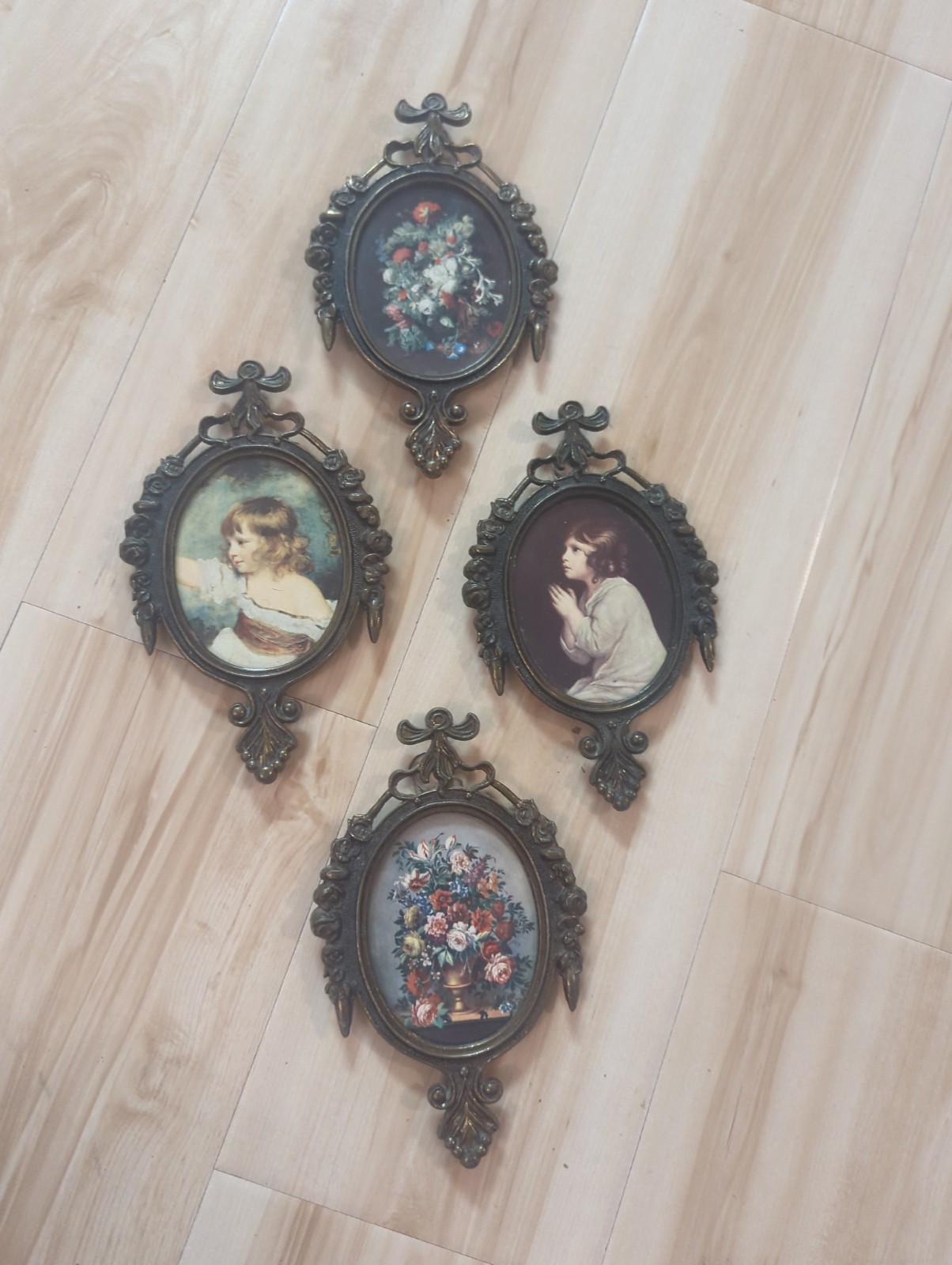 Vintage Victorian Metal Ornate Frames Art Flower Italy Made Circa 1955 Set Of 4