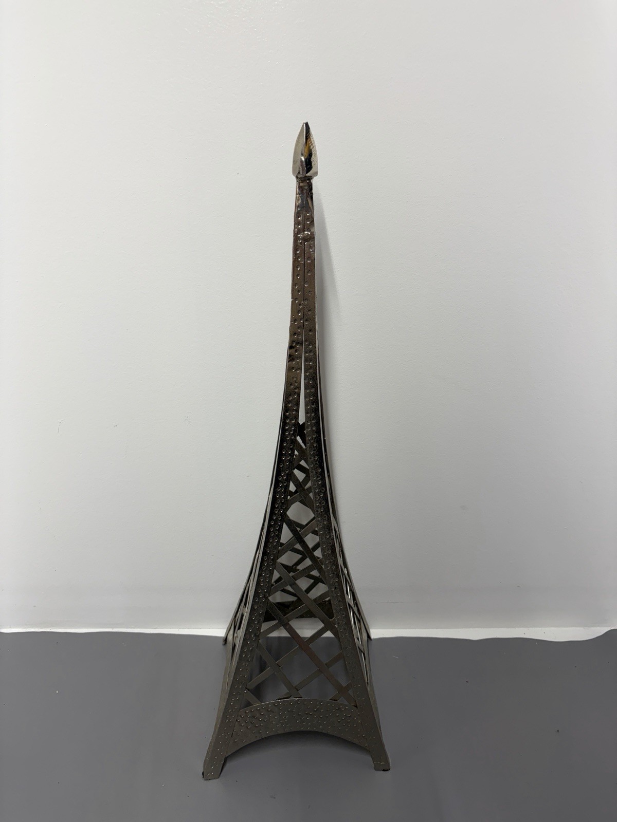 Eiffel Tower – Paris France 22″ Silver Metal Rustic Sculpture 3D