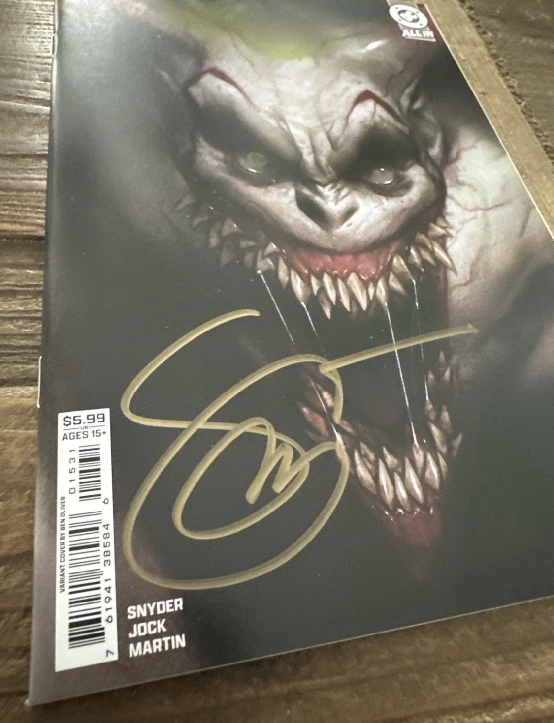 Absolute Batman #15 SIGNED Scott Snyder w/COA Ben Oliver Variant NM+
