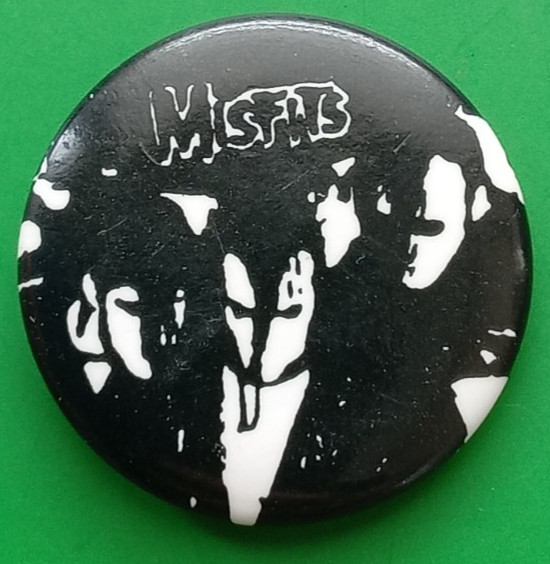 The Misfits Punk Music 1970s 25mm Original Vintage Pin Button Badge. EB4-7