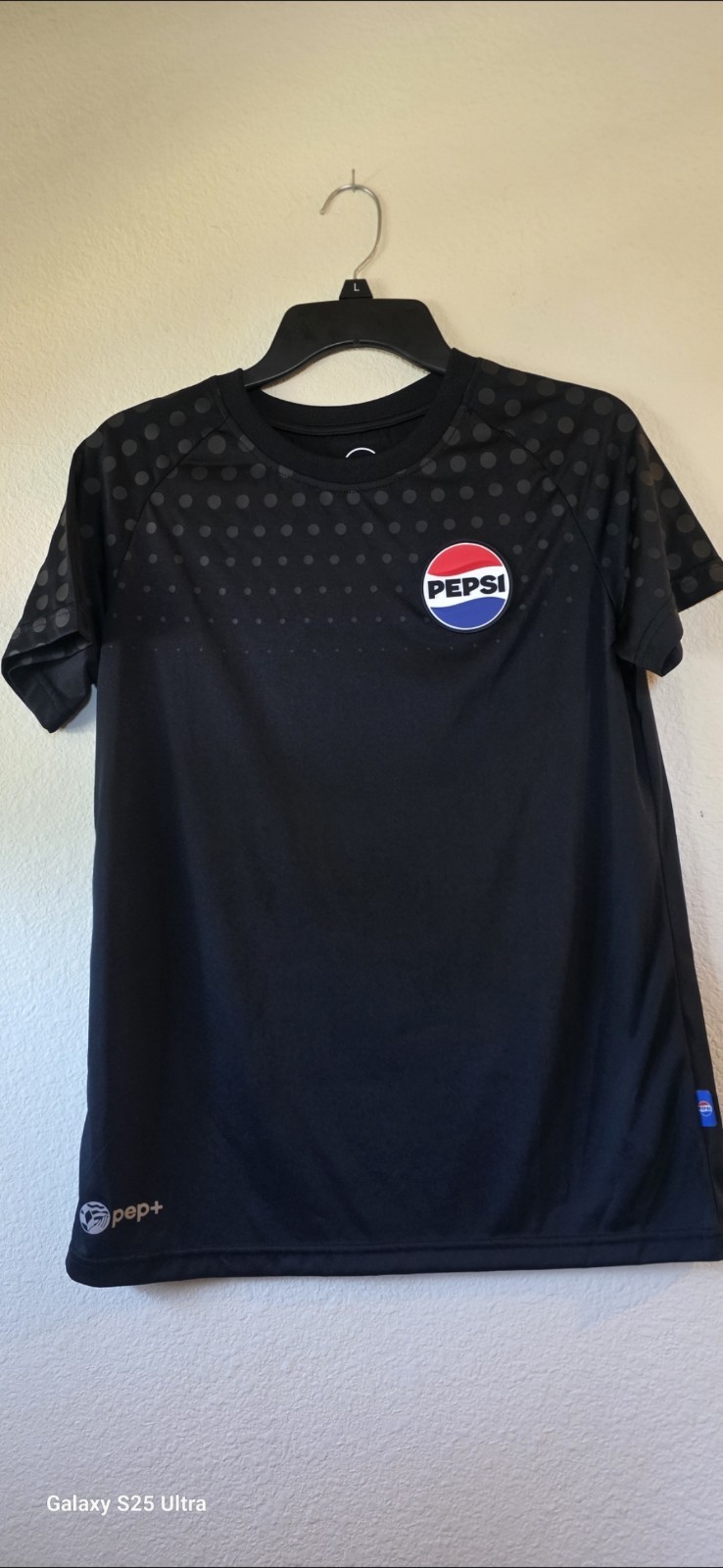 Pepsi Women’s T Shirt Black With Logo. Size S/M.