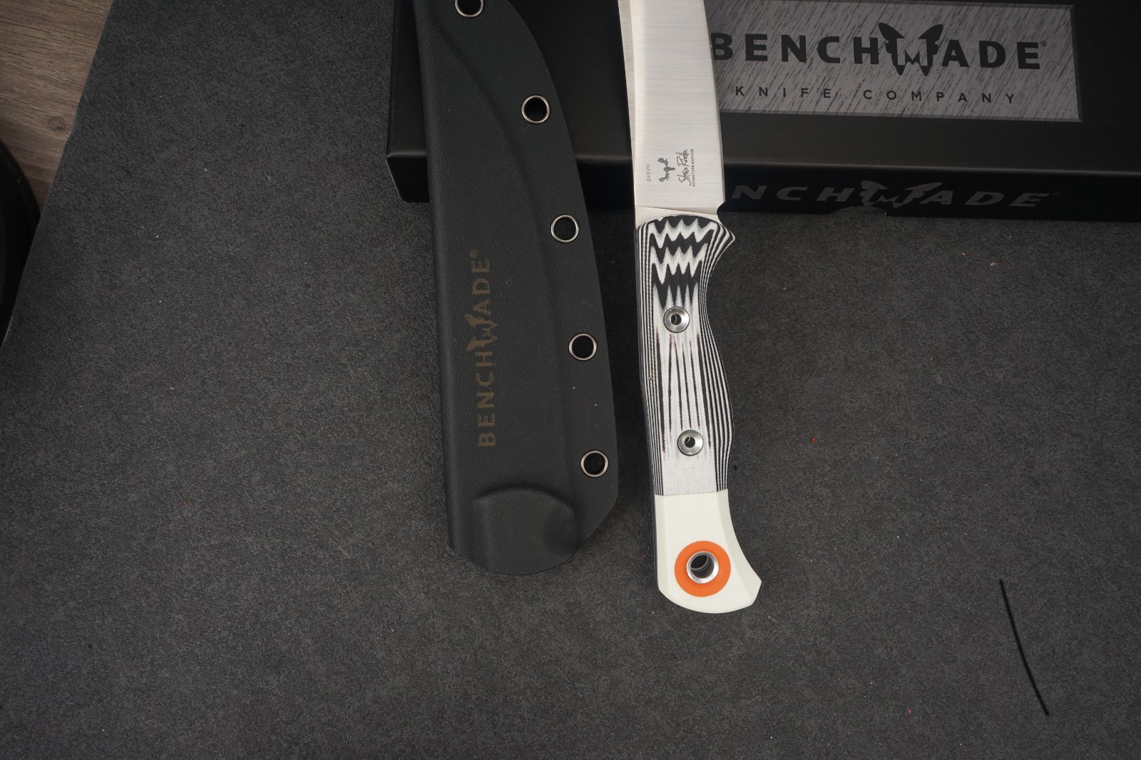 Benchmade Meatcrafter S45VN Fixed Blade Knife Carbon Fiber Handle Sheath