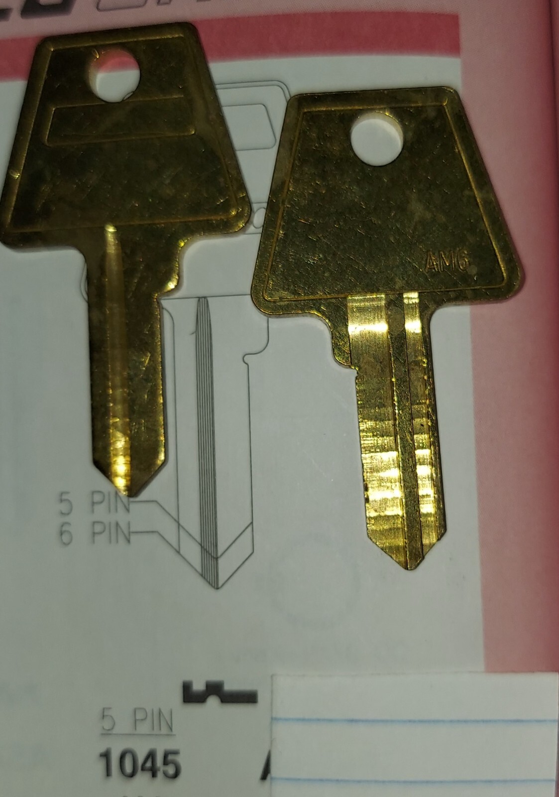American Padlock 1045, 1046, AM3, AM6, 5 pin Vintage Key Blank.