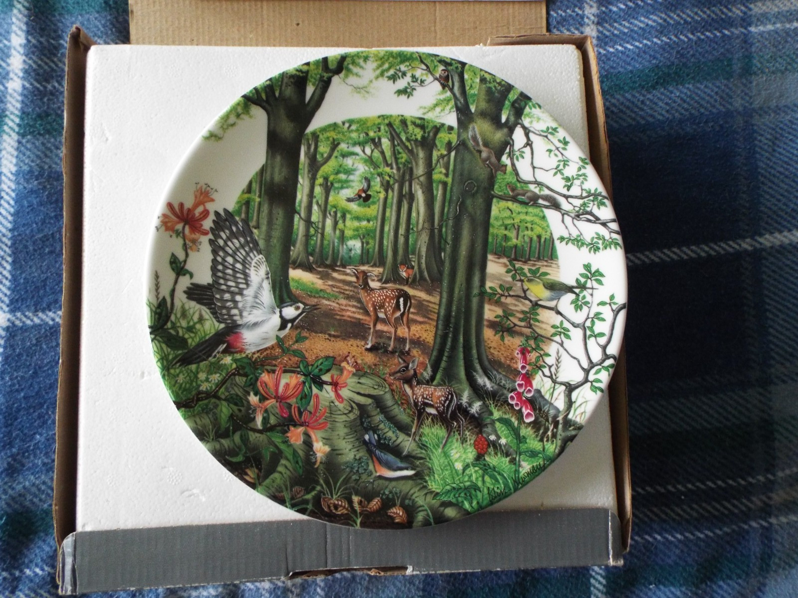 WEDGWOOD “THE BEECHWOOD” (4000)