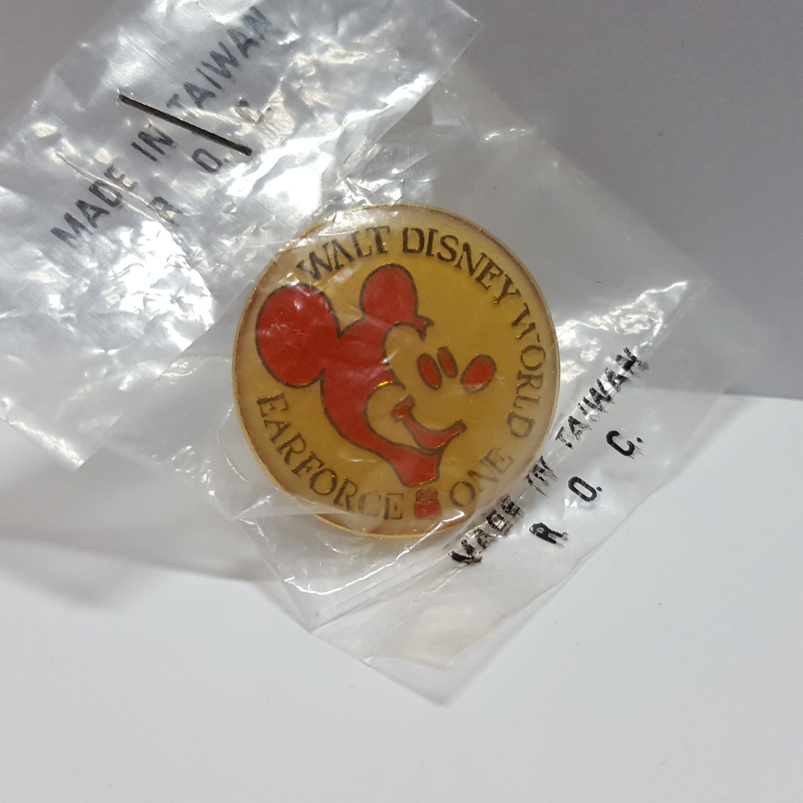 Vintage WDW Disney Earforce One Mickey Head Hot Air Balloon Post Back Pin