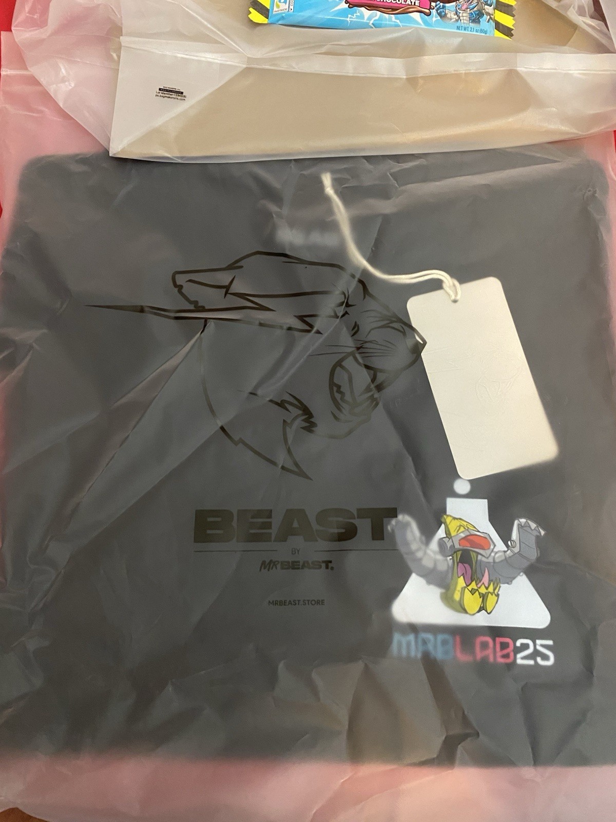 Mr. Beast Lab SDCC 2025 Exclusive bundle: 1 Large T-shirt, & 1 Swarms Figure