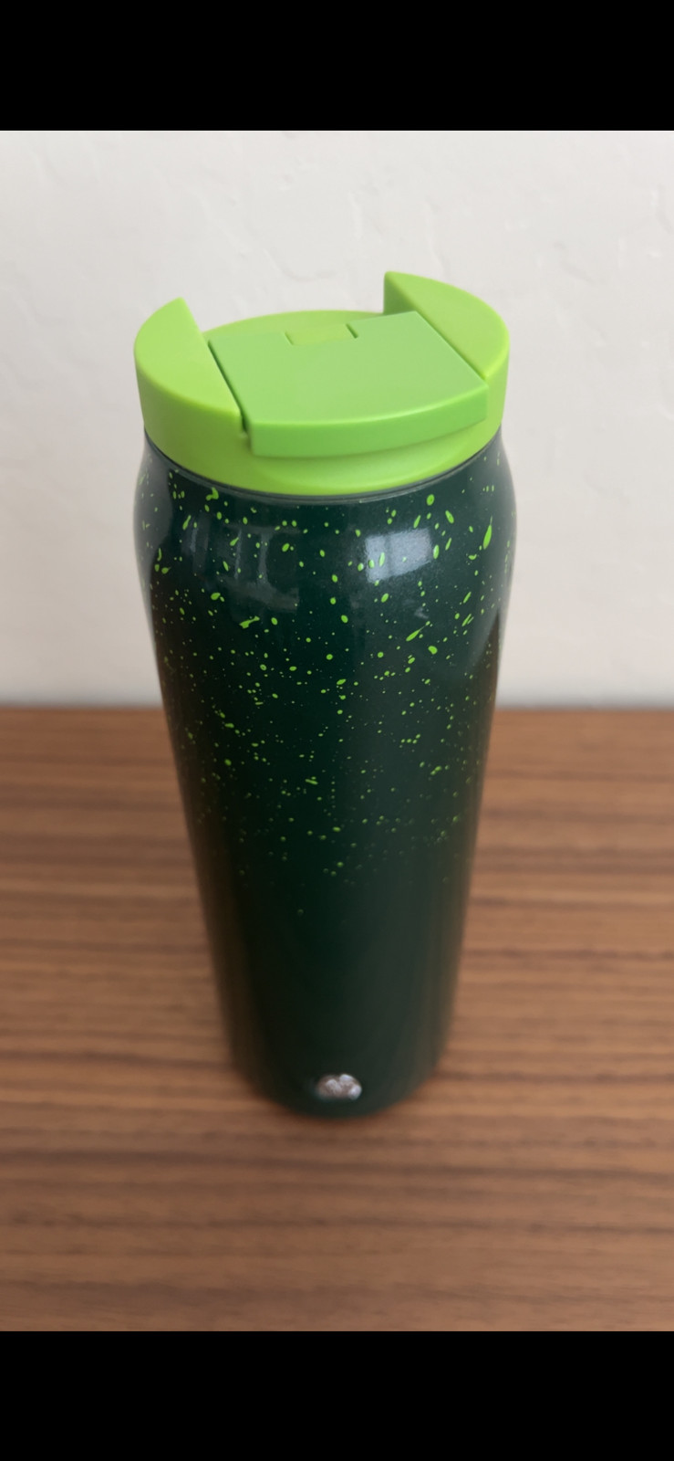Starbucks Green Splatter Tumbler Water Bottle 20 fl oz Gently Used