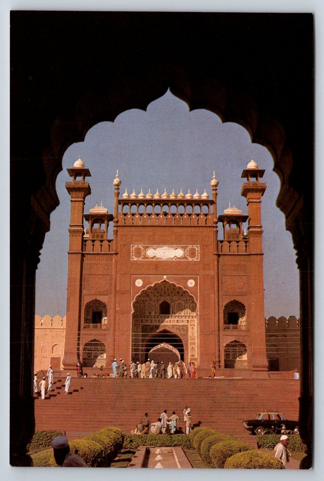 Vintage Badshahi Mosque Lahore Pakistan Ferozsons Color Postcard