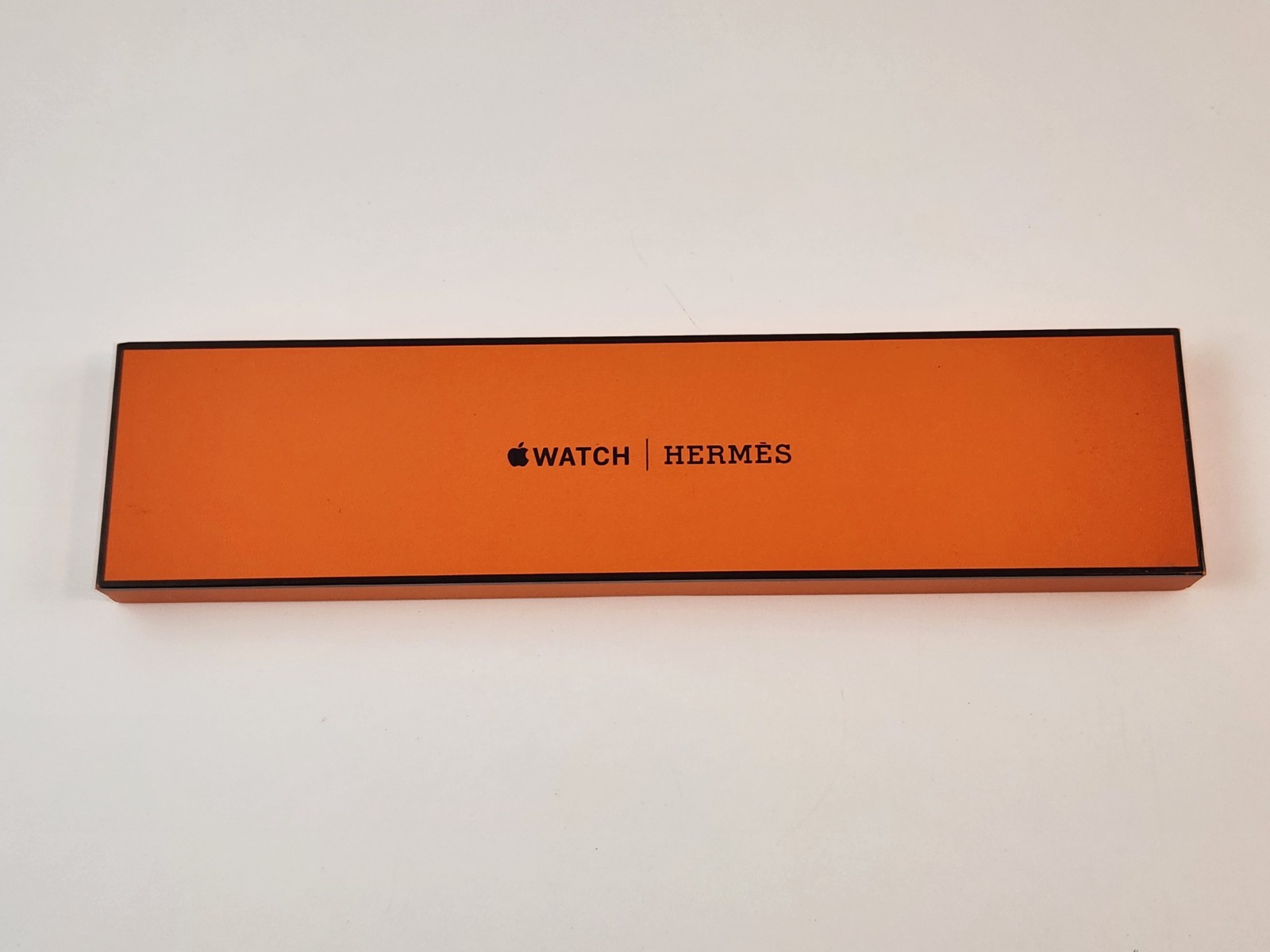 Authentic Hermès HERMES Box Empty Orange Container Gift For Apple Watch Belt