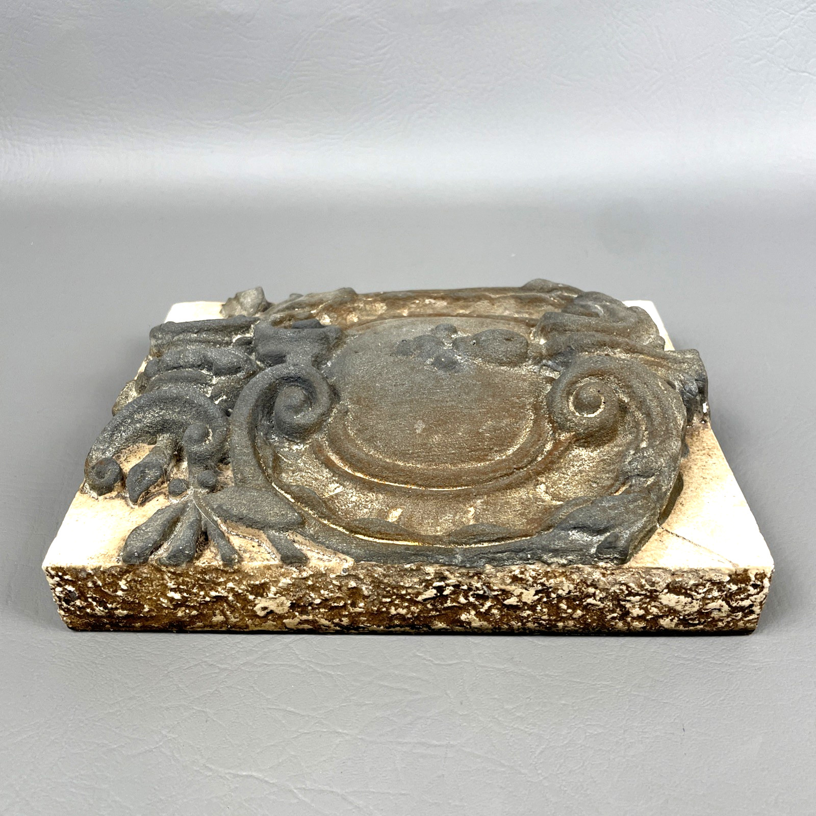Sid Dickens Memory Block Cast Iron Crest T37 Ornate Architectural Plaque