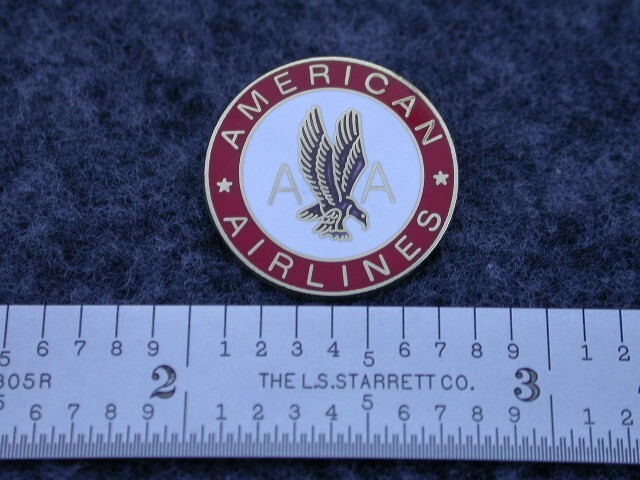 AMERICAN AIRLINES / AA GOLD EAGLE 50’S LOGO PIN
