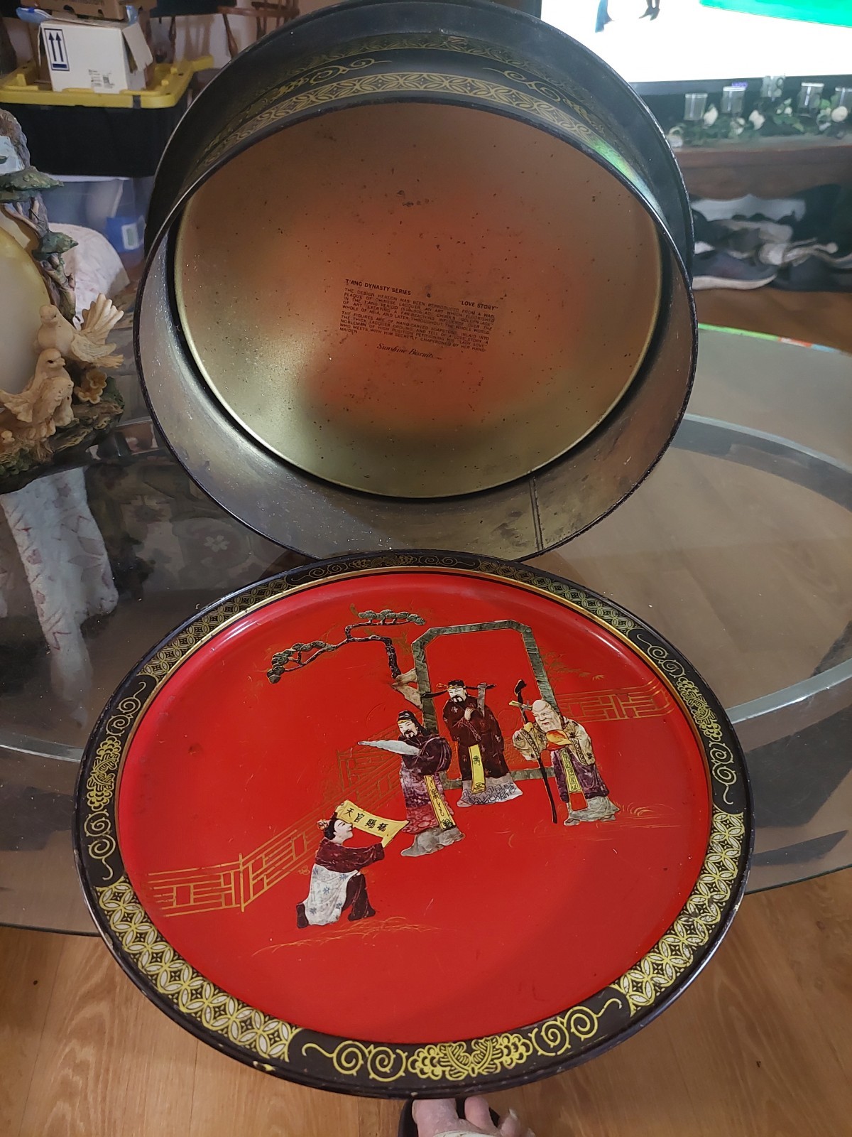 2 Round Metal/Tin Serving Trays Painted Decorative Asian Pattern Red/White