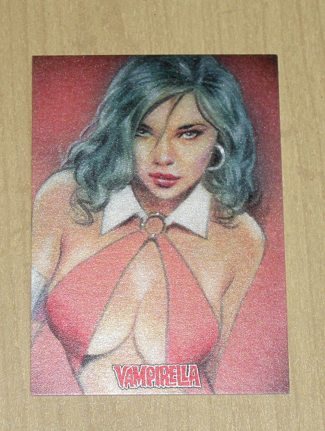 2021 5finity Vampirella base trading card Artist Spotlight Huy Truong /25