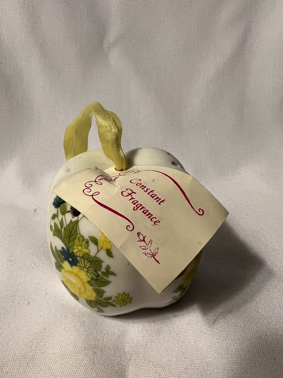 Unique Karen Carson Creations Refreshener Apple Air freshener potpourri Pomander
