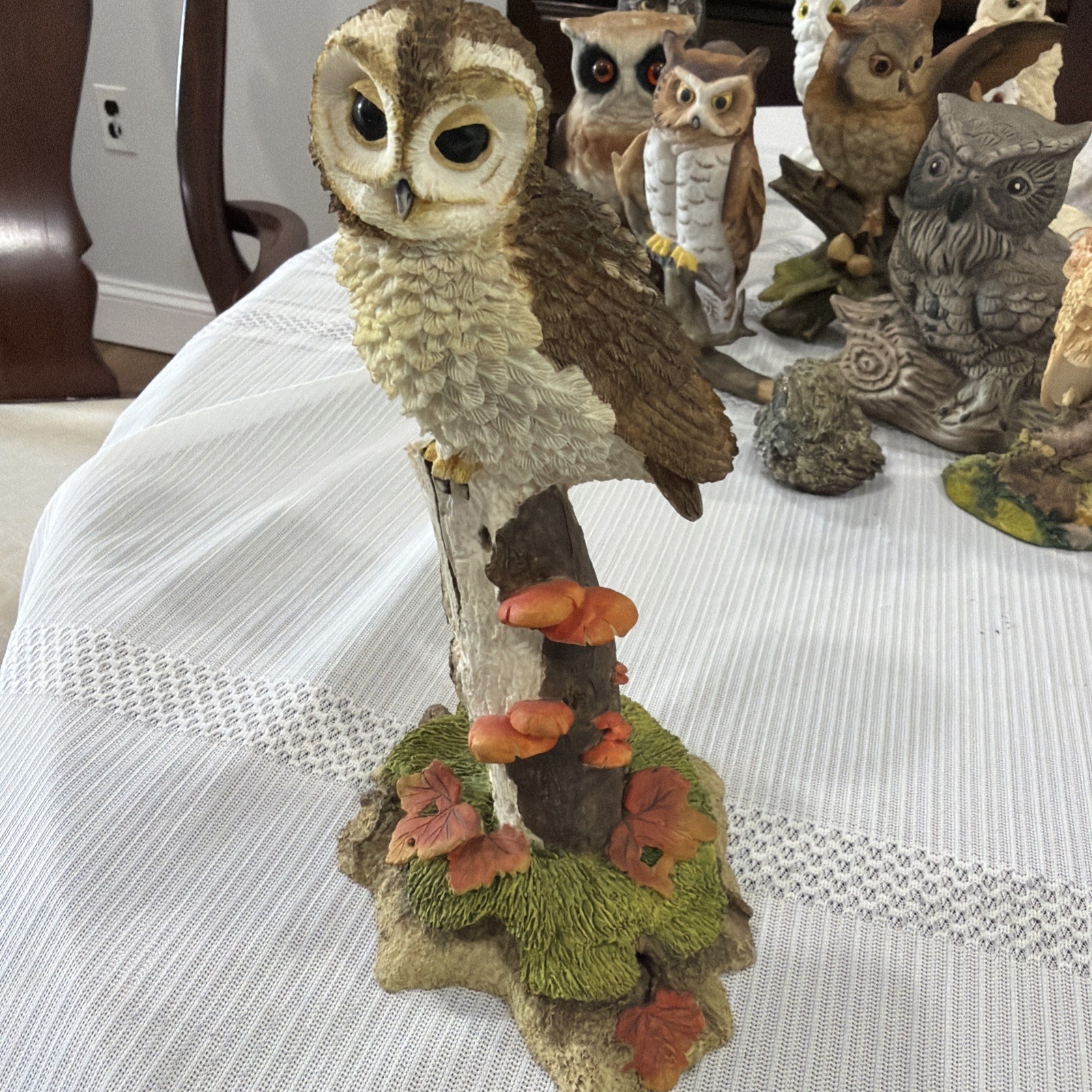 tawny owl figure