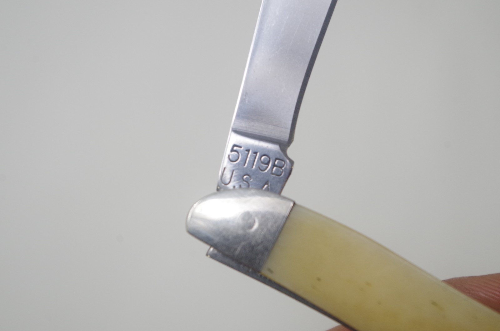 Smooth White Bone Moore Maker Folding Pen Knife 5119B USA – Factory Overstock