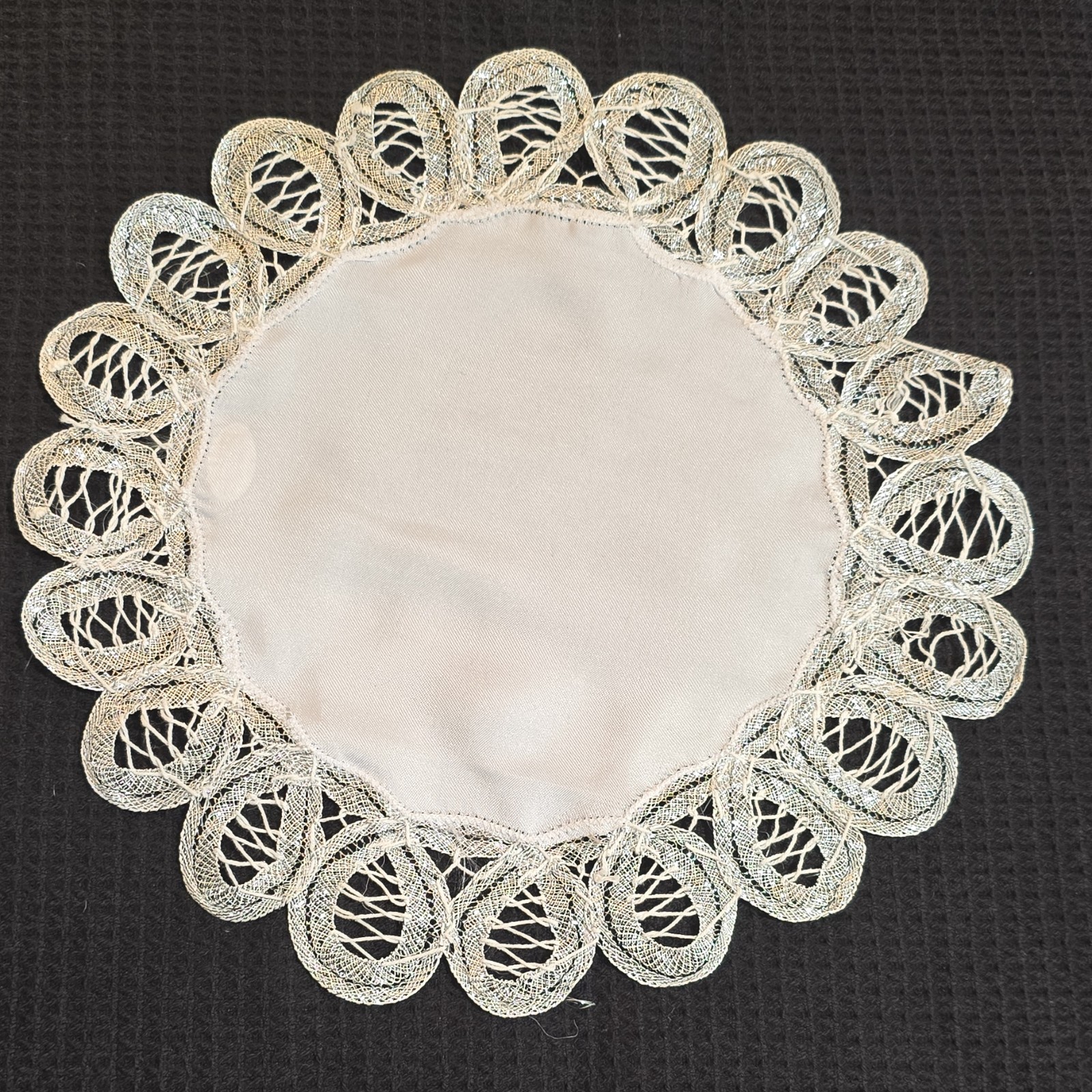 White Lace Polyester Round Doily Less Than 10 in Decorative Table Accent