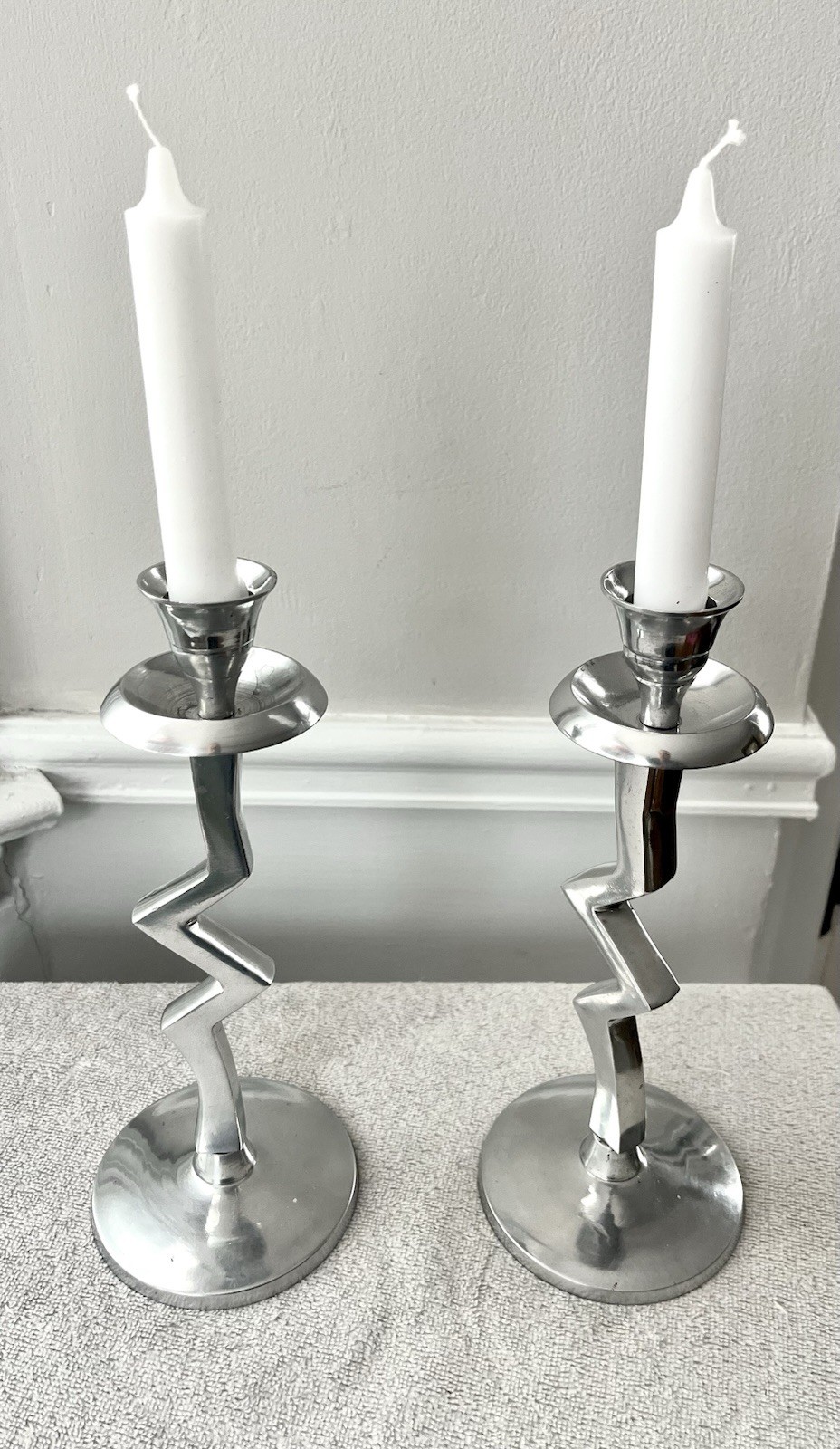 Pair Of 2 Metal Postmodern Memphis Style Zigzag Candle Holders. Excellent.
