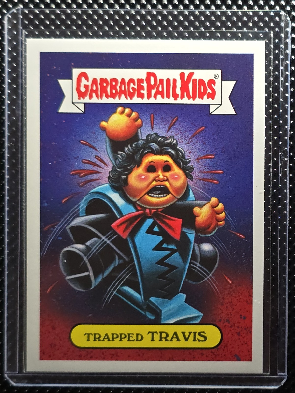 2019 Garbage Pail Kids Cult Horror Sticker Trapped Travis 17a