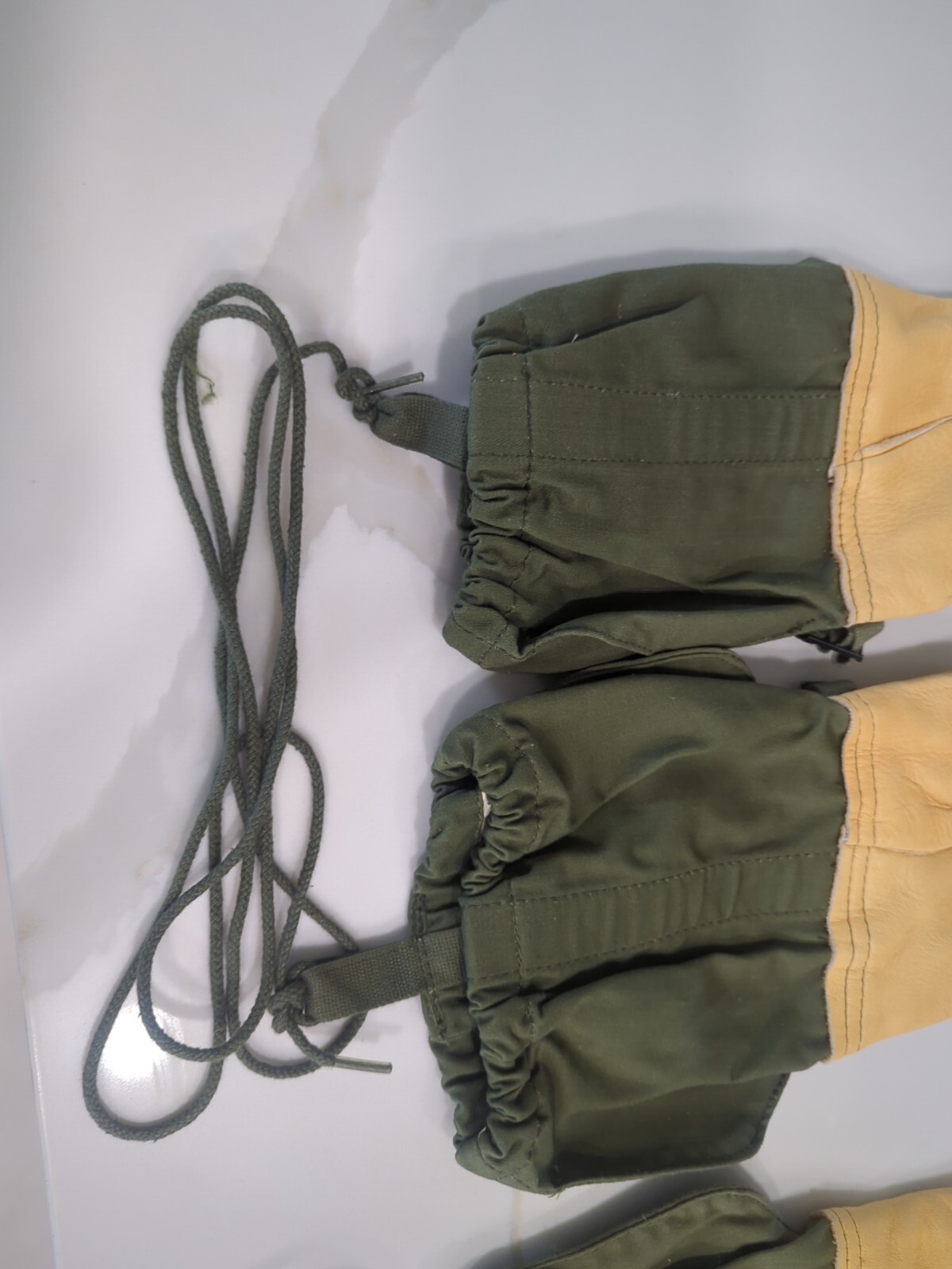 Mitten Shells Cold Weather Trigger Finger M-1965 & Propper SIZE MEDIUM 4 PAIRS