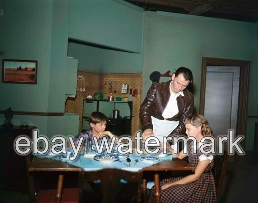 THE RIFLEMAN JOHNNY CRAWFORD WITH FRANK SINATRA 8X10 PHOTO