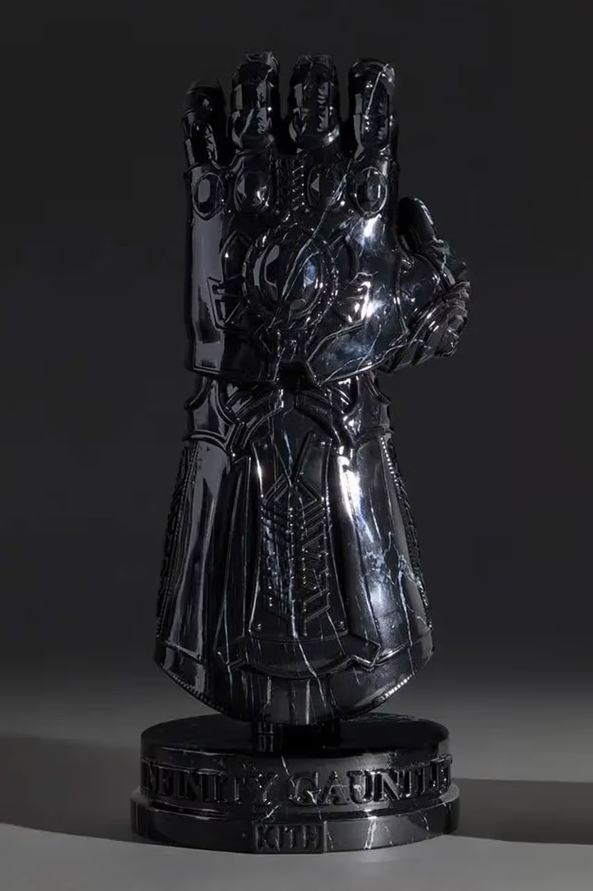 Kith X Marvel Infinity Gauntlet Paperweight Limited 1/100. Onhand & Ready 2 Ship