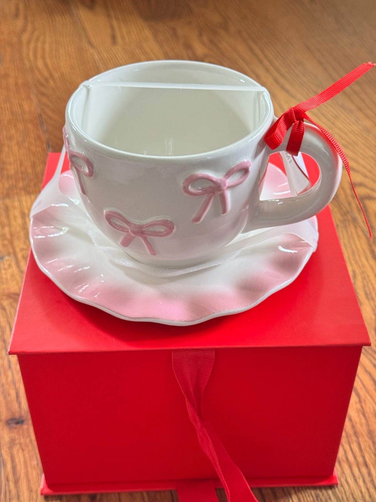 Pink Bow Mug & Saucer 13.3 oz Ceramic Tea Cup Gift Box NWT in Box