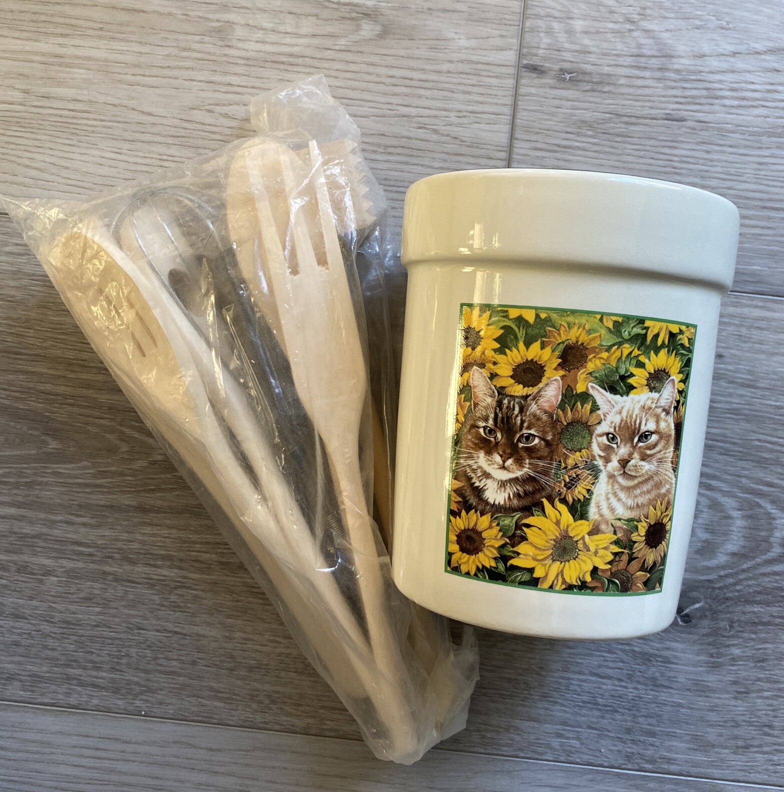 Treasure Craft Utensil Holder Cats Sunflowers Cottage Farm Cabin Crock New In Bx