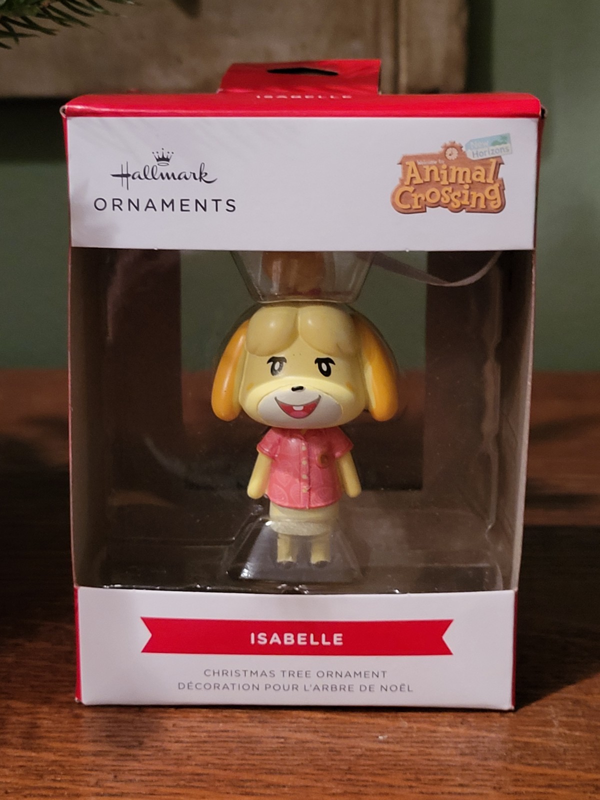 Hallmark Ornament Red Box ~ ISABELLE – ANIMAL CROSSING
