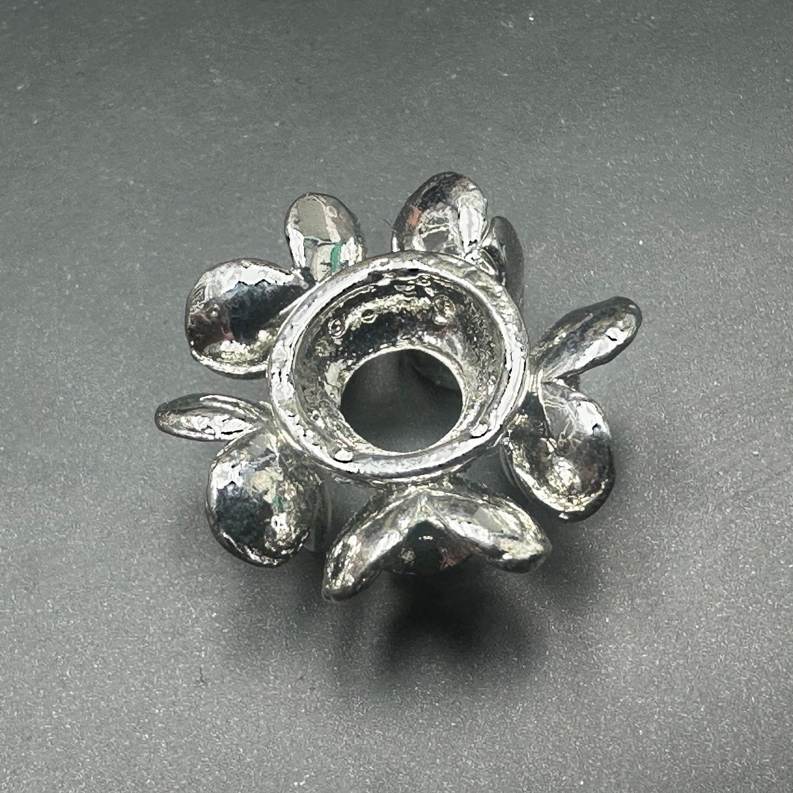 Metal crystal small ball basef