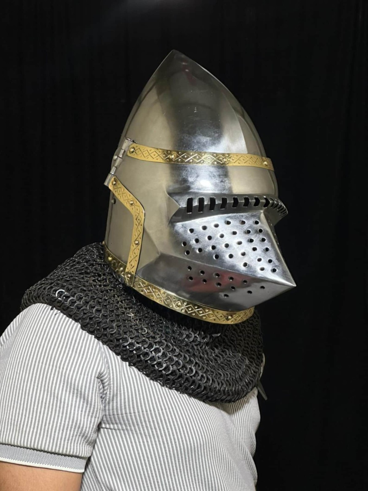 Medieval Pig Face Bascinet Helmet with Chainmail Aventail Knight Armor SCA LARP
