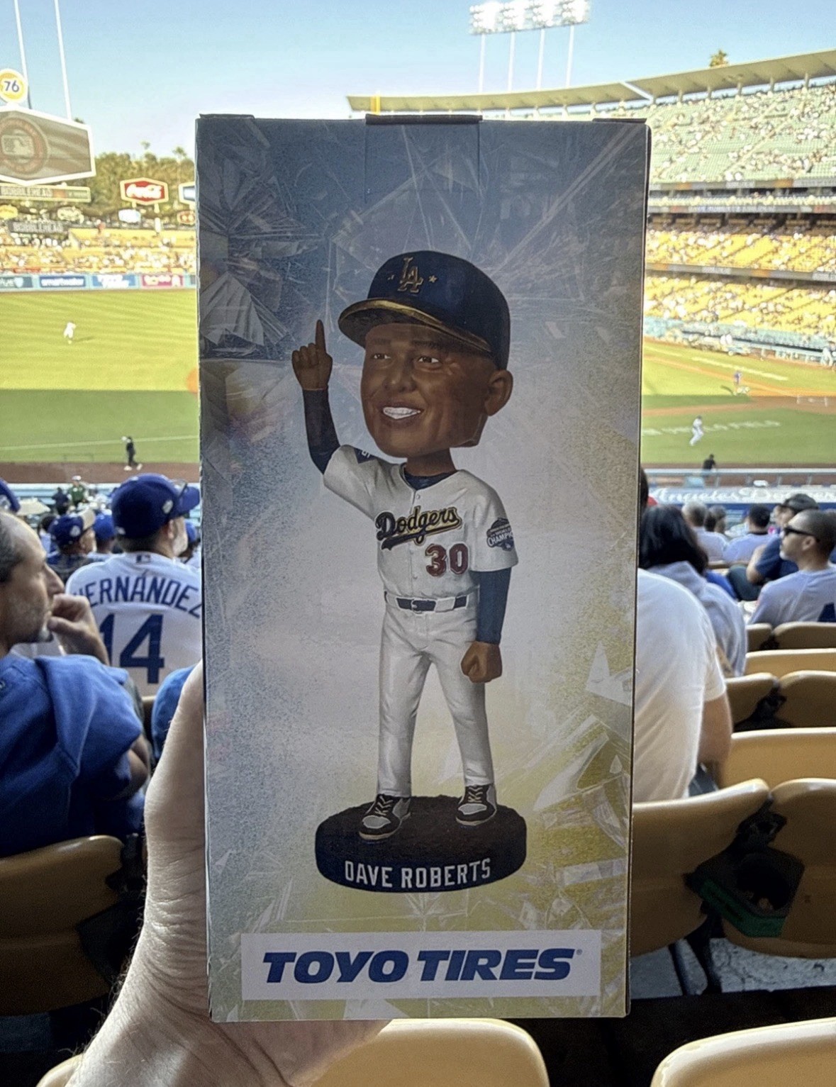 🏆🧢 Dave Roberts Dodgers Bobblehead 5/25/26 World Champions🧢🏆