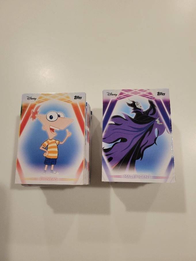 2026 TOPPS DISNEY NEON MASTER SET PLUS 4 INSERT SETS 285 CARDS