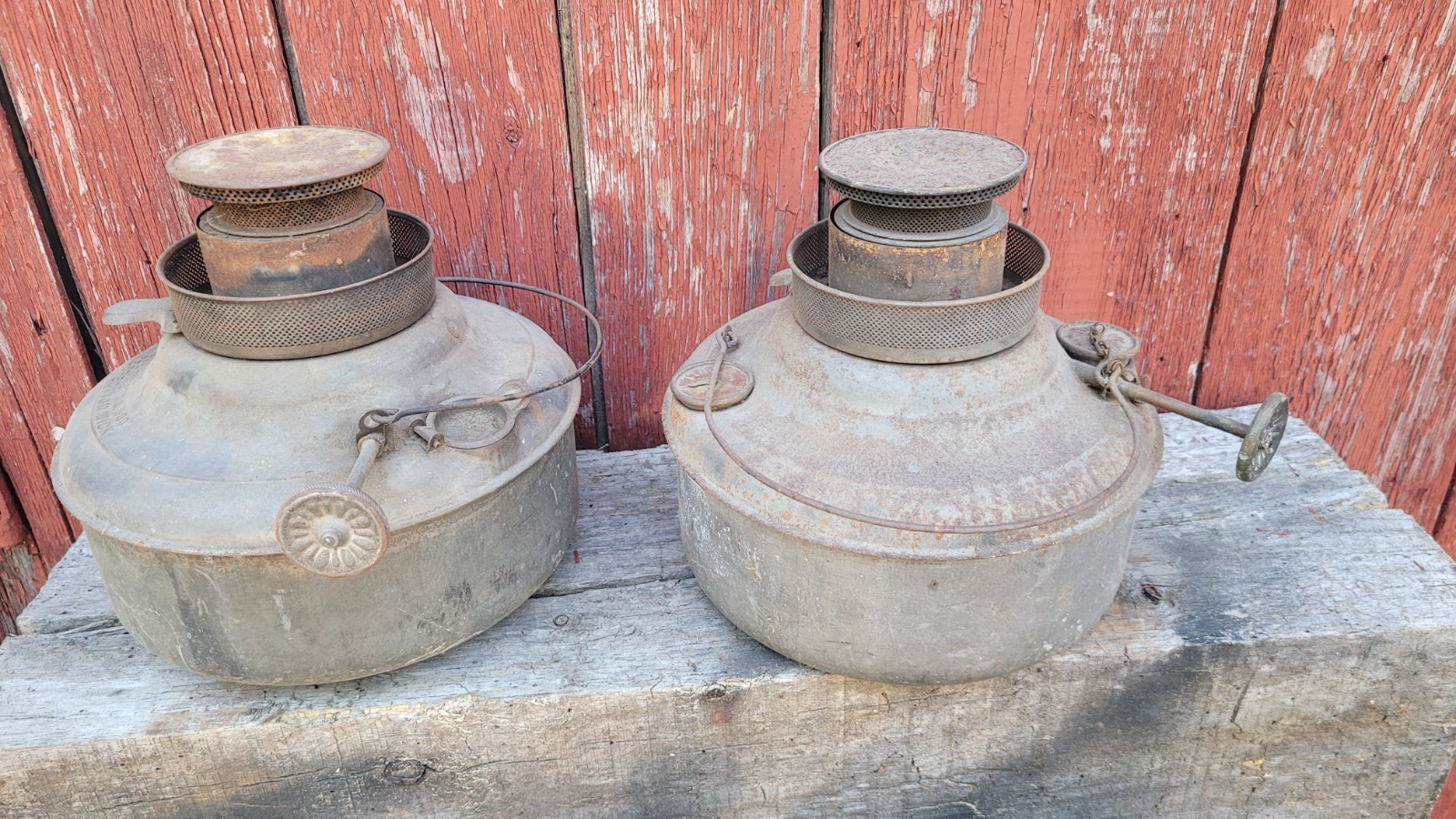lot of 2 Vintage Perfection Kerosene Oil Stove Heater Burner Fuel Tank #500 Wick