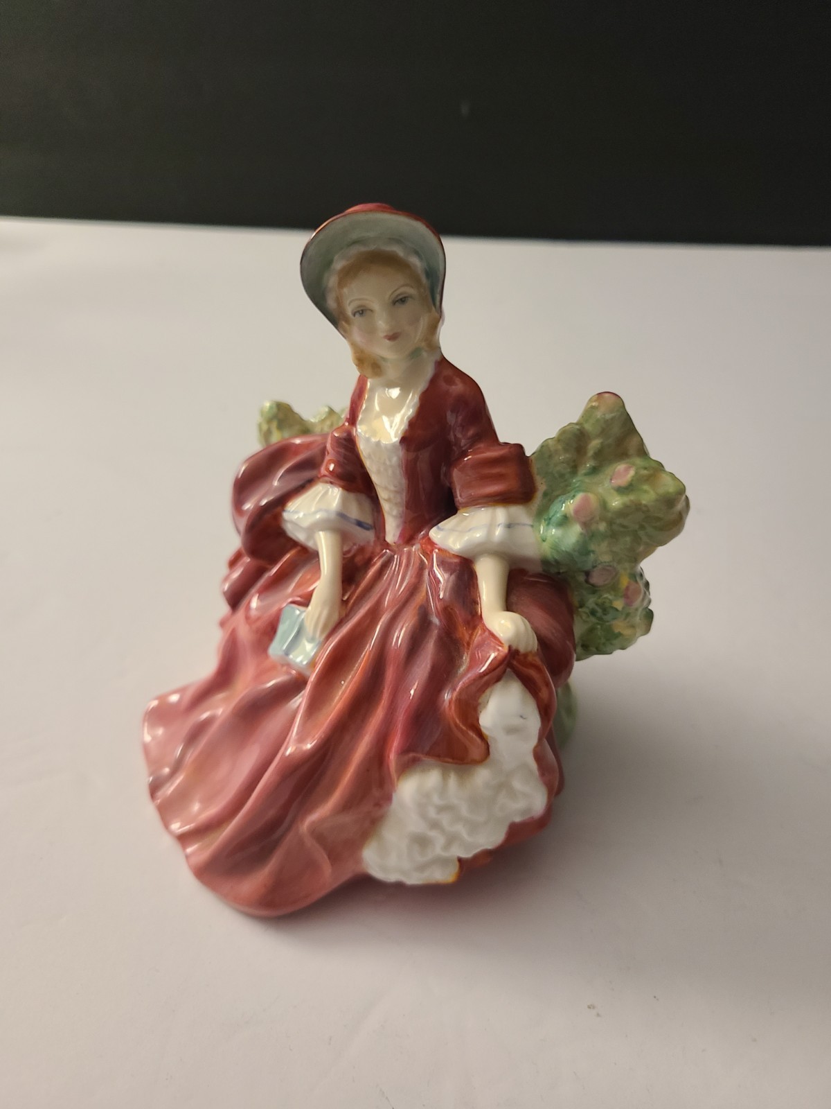 Vintage Bone China Figurine “Lydia” by Royal Doulton from the UK/1980s