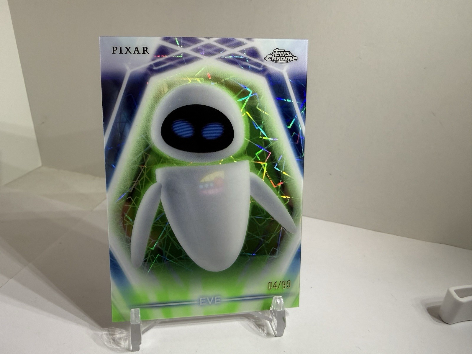 2026 Topps Disney Neon Eve Chrome Neon Etch Green Lazer /99 #CNE-20