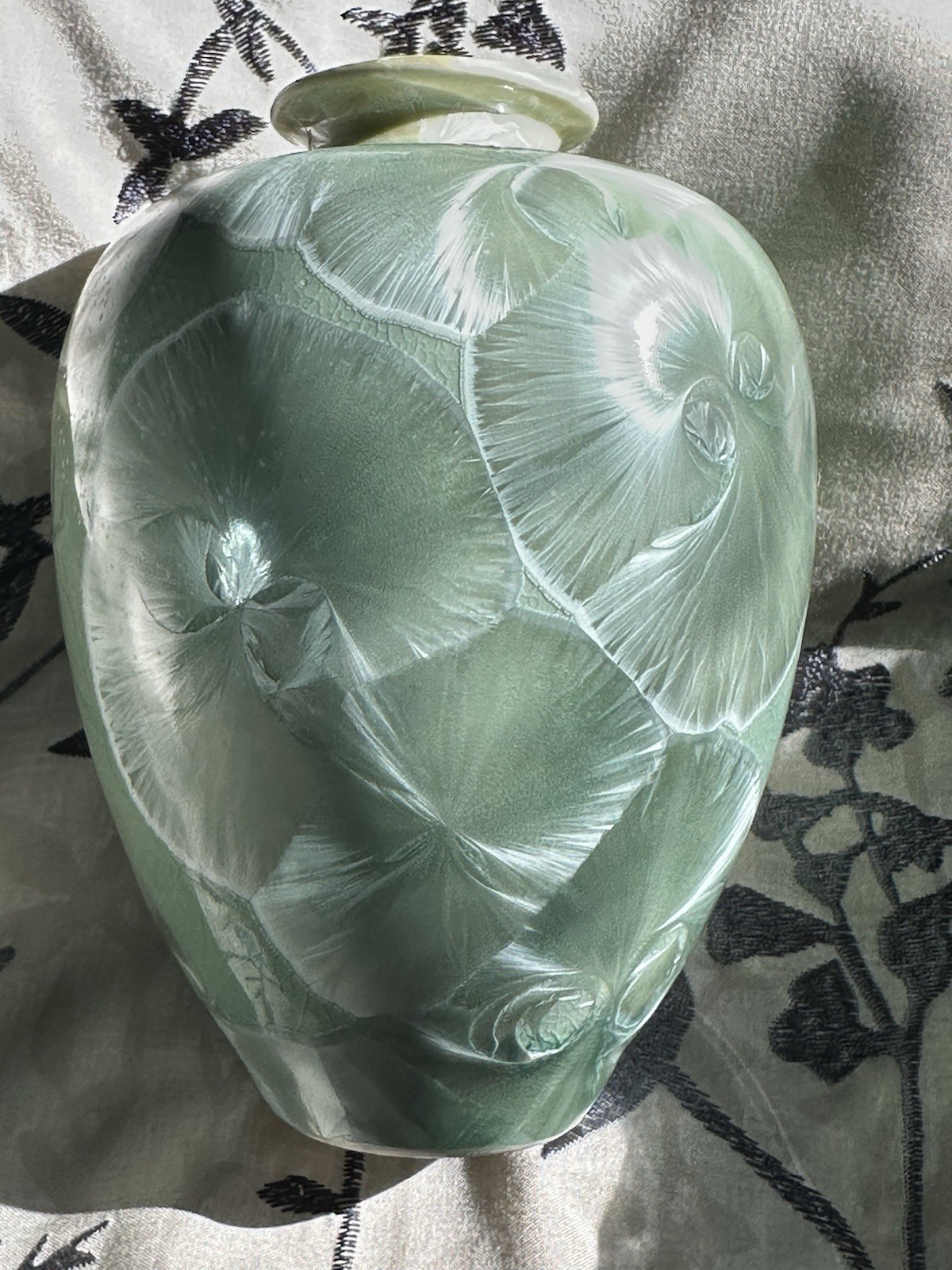 Louise Reding Studio Art Pottery Crystalline Vase 6” Celadon Green Signed Vintag