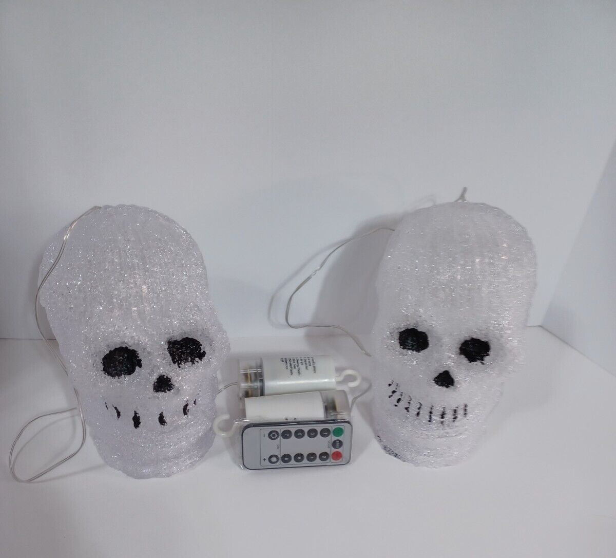 Lighted Skull 8 Function Hangable Lights with remote 2 Pack.