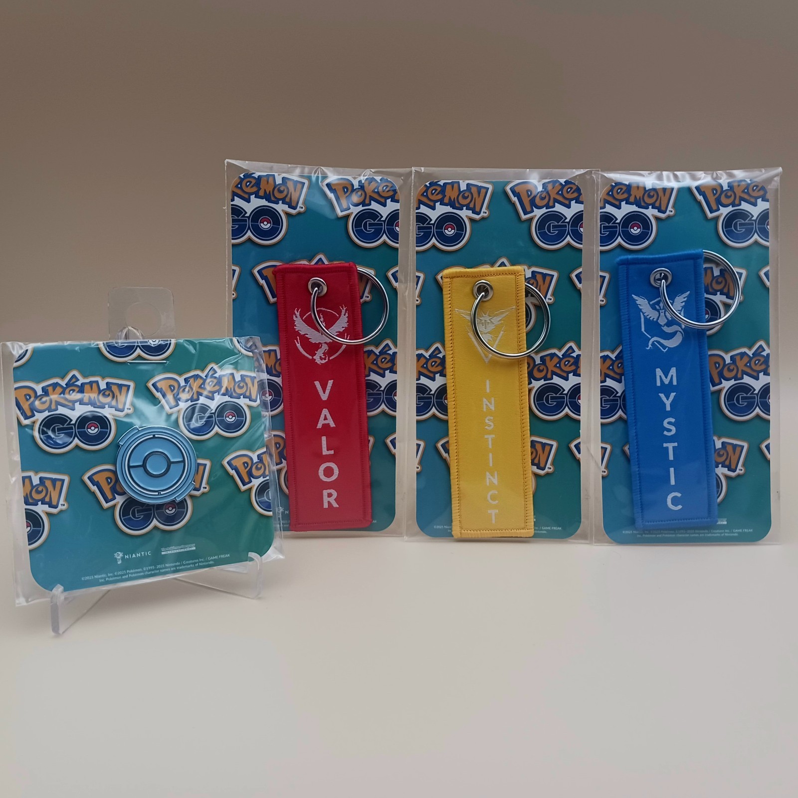 Pokémon GO Fest Exclusive Pin & Keychains – Team Valor Mystic Instinct Lot