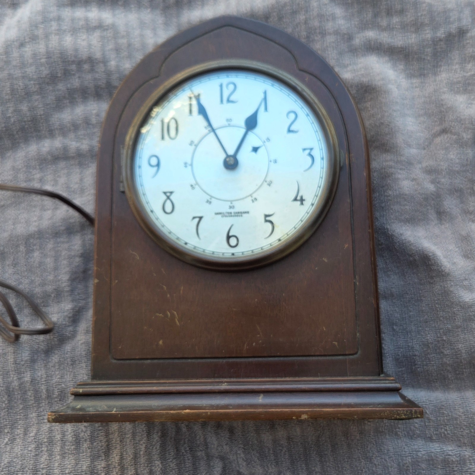 Vintage Hamilton-Sangamo Electric Clock Style 448 WORKING 60Hz Mod Wood Case